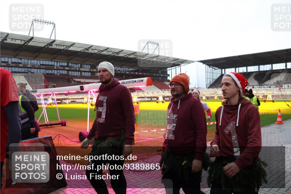 07.12.2025 - St. Pauli X-Mass-Run No. 15 Luisa Fischer http://msf.ph/oto/9389865 07.12.2025 12:07:21 Ziel 1, 276, 339, 345, 1580, 1583, 1844, 1846, 1958, 3251, 3262, 3456, 3689, 3692, 4017, 4018, 4033, 4143, 4217, 4219, 4222, 4314, 4328, 4342, 4345, 4346, 4360, 4361, 4390, 4403, 4404, 4416, 4725, 4783, 4784 meine-sportfotos.de