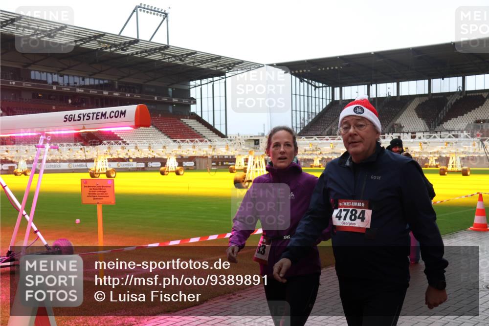 07.12.2025 - St. Pauli X-Mass-Run No. 15 Luisa Fischer http://msf.ph/oto/9389891 07.12.2025 12:07:33 Ziel 4, 15, 4784, 276, 339, 345, 1580, 1583, 1844, 1846, 1958, 1959, 3251, 3262, 3456, 3689, 3692, 3728, 3818, 3819, 4017, 4018, 4033, 4143, 4238, 4314, 4328, 4342, 4345, 4346, 4360, 4361, 4390, 4403, 4404, 4416, 4725 meine-sportfotos.de