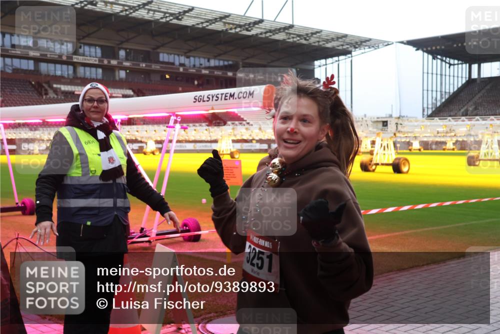 07.12.2025 - St. Pauli X-Mass-Run No. 15 Luisa Fischer http://msf.ph/oto/9389893 07.12.2025 12:07:46 Ziel 6834, 3251, 276, 1580, 1583, 1958, 1959, 3251, 3262, 3348, 3456, 3666, 3708, 3709, 3710, 3711, 3726, 3728, 3818, 3819, 4017, 4018, 4033, 4143, 4238, 4314, 4328, 4360, 4361, 4390, 4724, 4725, 4755, 4786, 4791, 4792 meine-sportfotos.de