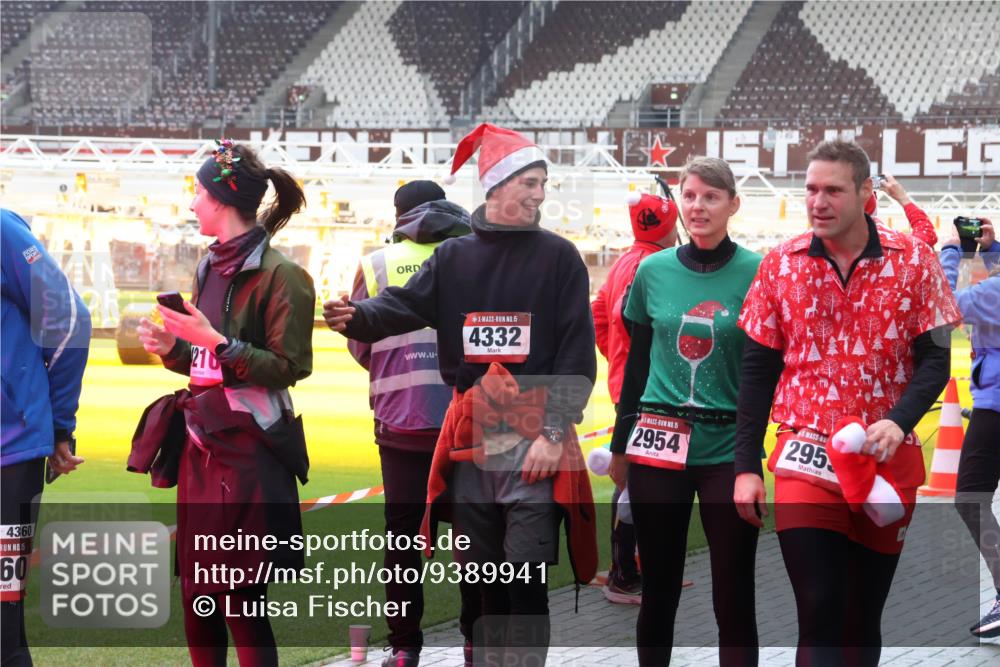 07.12.2025 - St. Pauli X-Mass-Run No. 15 Luisa Fischer http://msf.ph/oto/9389941 07.12.2025 12:08:36 Ziel 4360, 15, 60, 210, 15, 4332, 15, 2954, 295, 325, 334, 587, 849, 850, 1224, 1493, 1514, 1899, 1940, 1943, 2953, 2954, 3397, 3460, 3609, 3667, 3668, 3691, 3739, 3816, 3861, 3867, 3898, 3899, 4035, 4210, 4212, 4213, 4214, 4215, 4269, 4271, 4272, 4292, 4332, 4393, 4395, 4711, 4712, 4717, 4722, 4730 meine-sportfotos.de