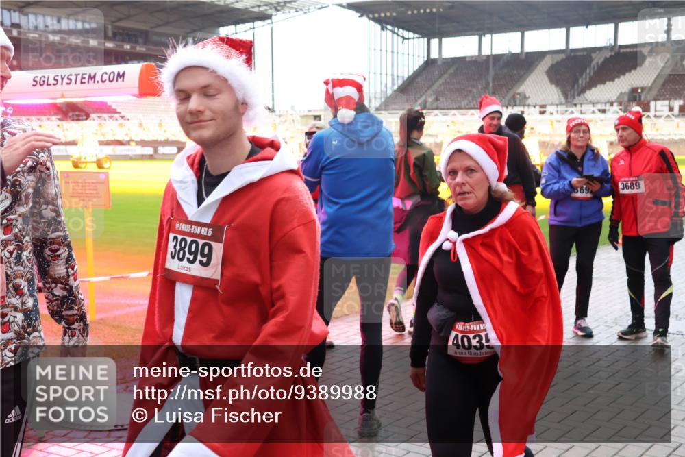 07.12.2025 - St. Pauli X-Mass-Run No. 15 Luisa Fischer http://msf.ph/oto/9389988 07.12.2025 12:08:56 Ziel 15, 3899, 403, 869, 3689, 1, 325, 334, 586, 1214, 1219, 1224, 1253, 1269, 1270, 1493, 1514, 1901, 1940, 1943, 2679, 2873, 2889, 2892, 3141, 3230, 3233, 3397, 3595, 3609, 3861, 3867, 3876, 4084, 4086, 4137, 4138, 4182, 4183, 4212, 4213, 4214, 4215, 4252, 4269, 4271, 4272, 4292, 4294, 4295, 4297, 4422, 4429, 4711, 4712, 4717, 4720 meine-sportfotos.de