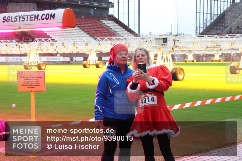 07.12.2025 - St. Pauli X-Mass-Run No. 15 Luisa Fischer http://msf.ph/oto/9390013 07.12.2025 12:09:12 Ziel 15, 4361, 15, 4314, 325, 334, 586, 643, 775, 807, 1214, 1219, 1253, 1269, 1270, 1405, 1493, 1514, 1652, 1653, 1685, 1901, 1940, 1943, 2414, 2679, 2731, 2873, 2889, 2892, 3141, 3230, 3233, 3397, 3595, 3609, 3876, 4084, 4086, 4137, 4138, 4182, 4183, 4212, 4213, 4214, 4252, 4269, 4271, 4272, 4292, 4294, 4295, 4297, 4422, 4429, 4711, 4712, 4717, 4720 meine-sportfotos.de