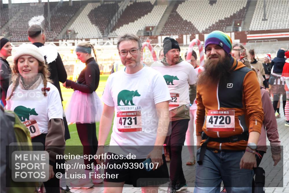 07.12.2025 - St. Pauli X-Mass-Run No. 15 Luisa Fischer http://msf.ph/oto/9390107 07.12.2025 12:09:59 Ziel 15, 80, 15, 4731, 22, 15, 4720, 138, 830, 835, 1494, 1725, 1727, 2009, 3538, 3744, 3746, 3947, 3955, 3966, 4196, 4197, 4198, 4267, 4282, 4283, 4313, 4315 meine-sportfotos.de