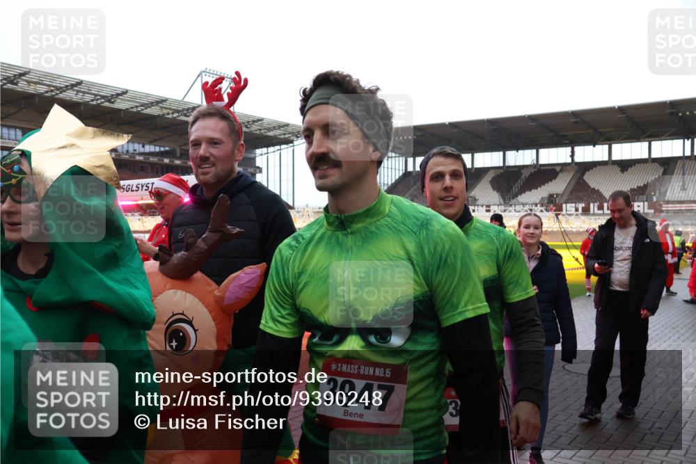 07.12.2025 - St. Pauli X-Mass-Run No. 15 Luisa Fischer http://msf.ph/oto/9390248 07.12.2025 12:12:12 Ziel 15, 3947, 3, 1452, 2393, 2394, 3758, 3974, 3979, 4163, 4165, 4166, 4167, 4168, 4180, 4188, 4268, 4270, 4278, 4279, 4288, 4289, 4308, 4714 meine-sportfotos.de