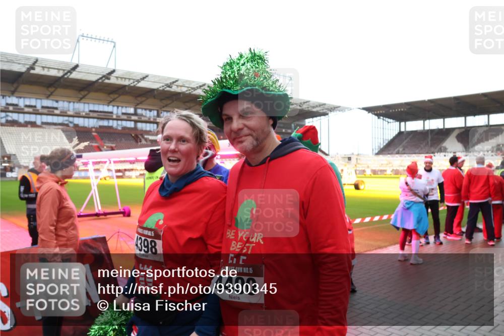 07.12.2025 - St. Pauli X-Mass-Run No. 15 Luisa Fischer http://msf.ph/oto/9390345 07.12.2025 12:13:15 Ziel 4398, 15, 4400, 1500, 1503, 2543, 3972, 3977, 3978 meine-sportfotos.de