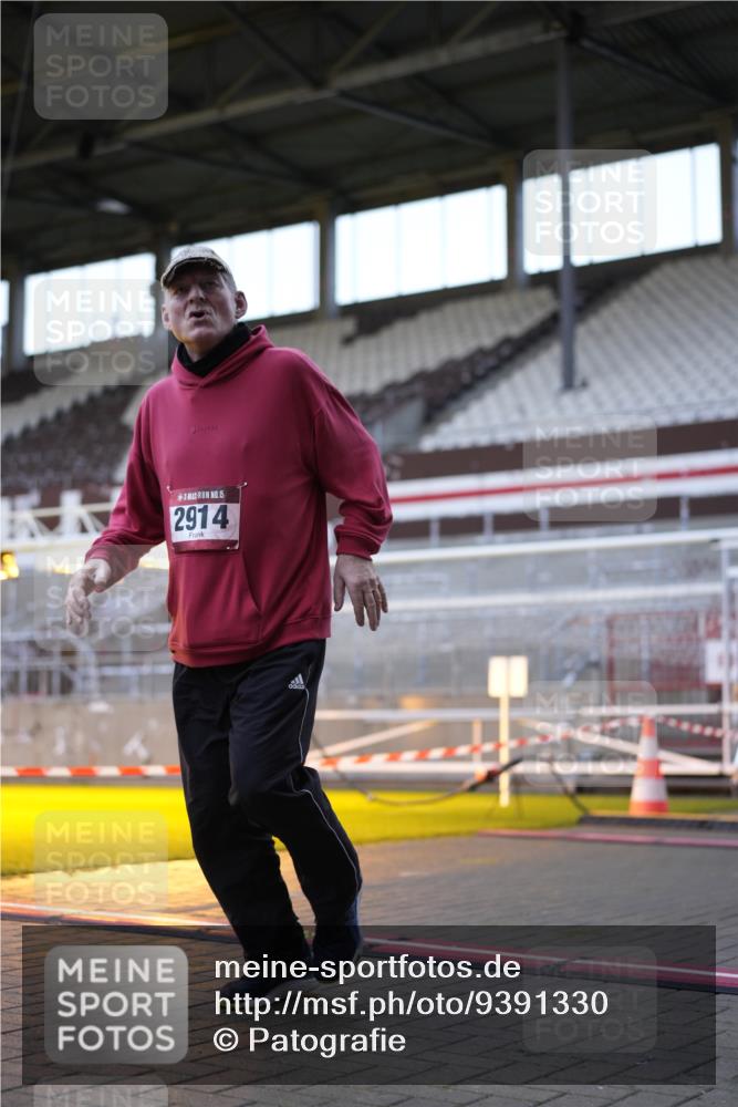07.12.2025 - St. Pauli X-Mass-Run No. 15 Patografie http://msf.ph/oto/9391330 07.12.2025 10:31:08 Ziel 1015, 1075, 1545, 2073, 2172, 2914, 3889 meine-sportfotos.de