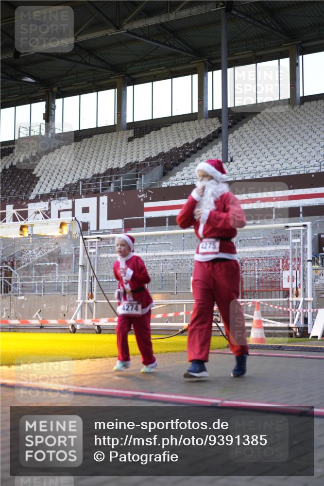 07.12.2025 - St. Pauli X-Mass-Run No. 15 Patografie http://msf.ph/oto/9391385 07.12.2025 10:32:03 Ziel 750, 752, 1942, 2342, 2343, 2345, 3267, 3716, 4039, 4274, 4275 meine-sportfotos.de