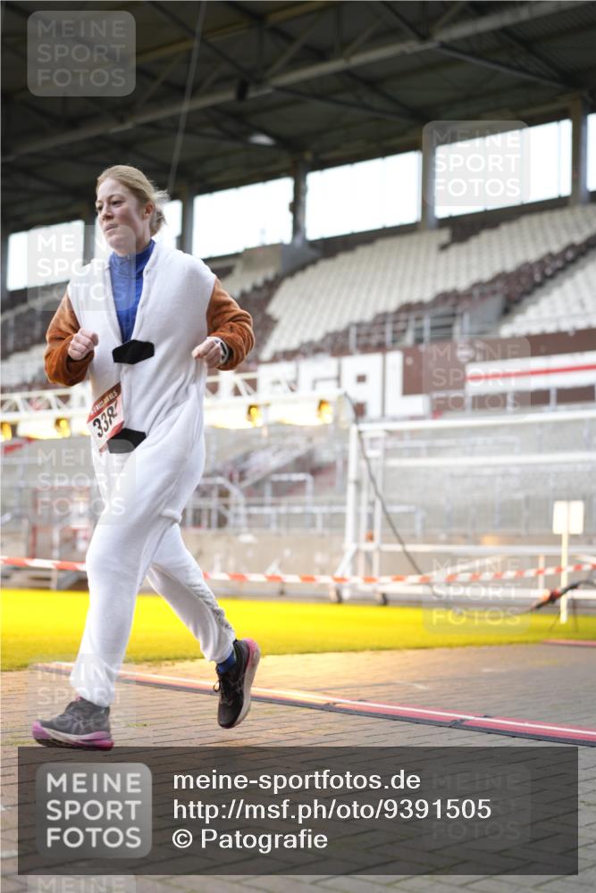 07.12.2025 - St. Pauli X-Mass-Run No. 15 Patografie http://msf.ph/oto/9391505 07.12.2025 10:36:30 Ziel 717, 2948, 3089, 3382, 4200, 4591, 4597, 4599 meine-sportfotos.de