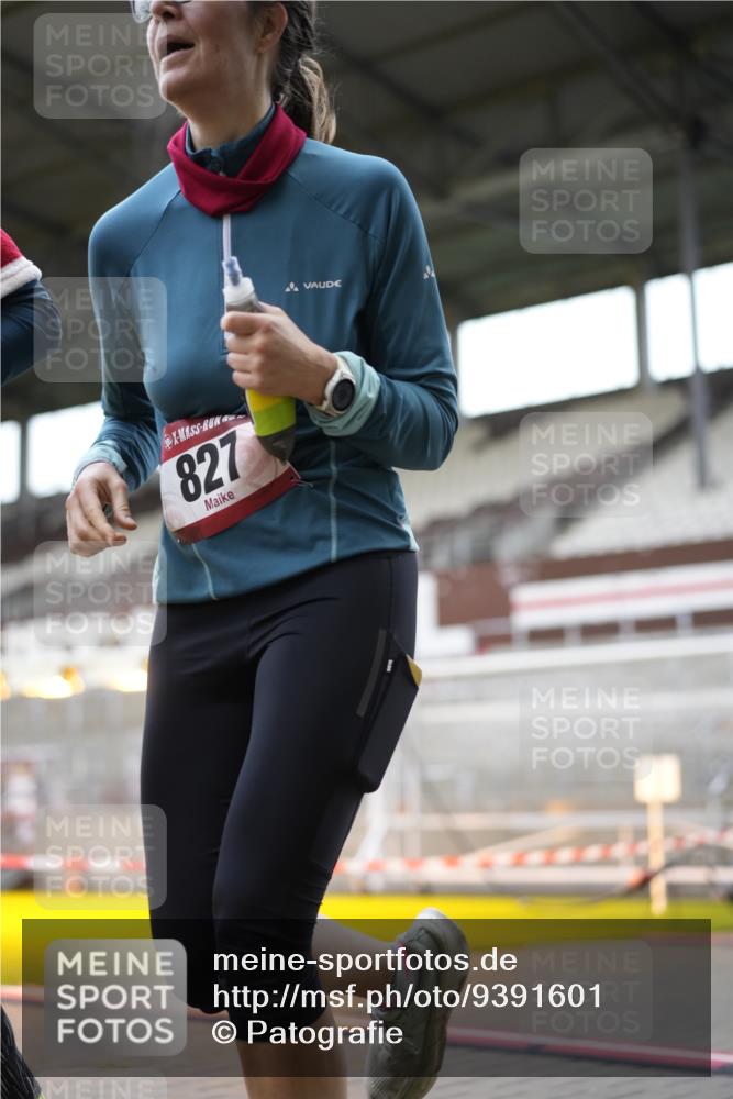 07.12.2025 - St. Pauli X-Mass-Run No. 15 Patografie http://msf.ph/oto/9391601 07.12.2025 10:39:52 Ziel 87, 108, 827, 1604, 1748, 1749, 2588, 2754 meine-sportfotos.de