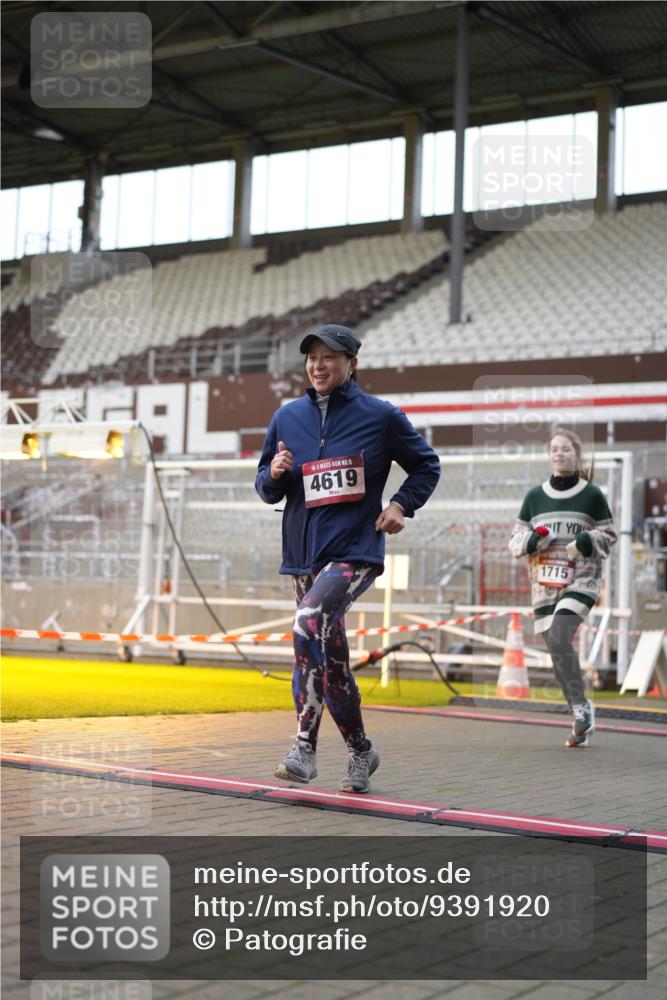 07.12.2025 - St. Pauli X-Mass-Run No. 15 Patografie http://msf.ph/oto/9391920 07.12.2025 10:45:48 Ziel 1041, 1715, 2076, 2079, 2080, 2089, 2218, 2324, 2326, 2423, 2733, 2734, 3835, 3838, 4616, 4619, 4620, 4762, 4854 meine-sportfotos.de