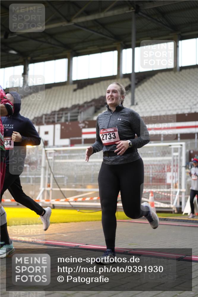 07.12.2025 - St. Pauli X-Mass-Run No. 15 Patografie http://msf.ph/oto/9391930 07.12.2025 10:45:51 Ziel 908, 1041, 1094, 1715, 2076, 2079, 2080, 2089, 2218, 2324, 2326, 2423, 2733, 2734, 3835, 3838, 4616, 4619, 4620, 4762 meine-sportfotos.de