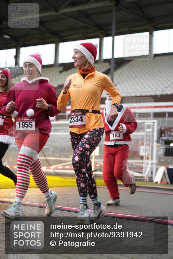 07.12.2025 - St. Pauli X-Mass-Run No. 15 Patografie http://msf.ph/oto/9391942 07.12.2025 10:46:03 Ziel 38, 41, 162, 178, 183, 908, 1041, 1094, 1715, 1955, 2080, 2216, 2334, 2423, 2574, 2733, 2734, 4616, 4619, 4620 meine-sportfotos.de