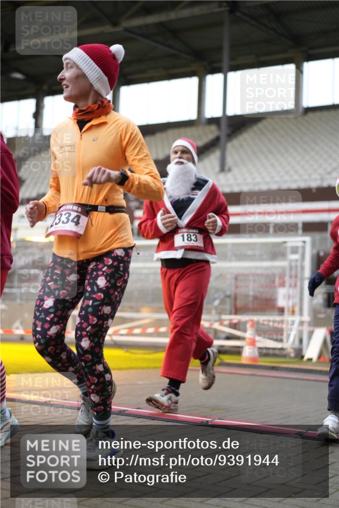 07.12.2025 - St. Pauli X-Mass-Run No. 15 Patografie http://msf.ph/oto/9391944 07.12.2025 10:46:03 Ziel 38, 41, 162, 178, 183, 908, 1041, 1094, 1715, 1955, 2080, 2216, 2334, 2423, 2574, 2733, 2734, 4616, 4619, 4620 meine-sportfotos.de