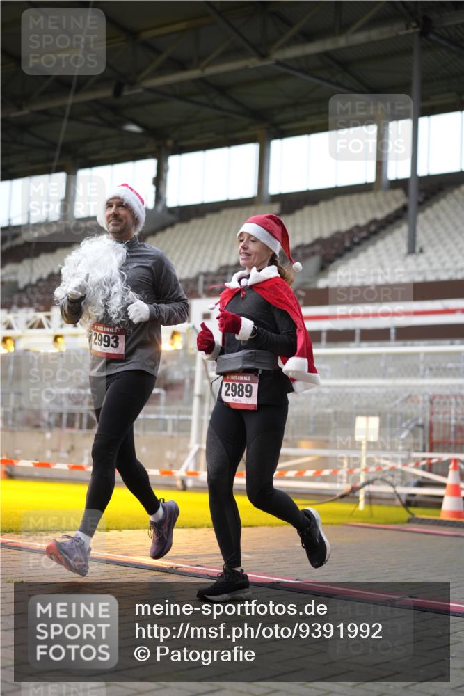 07.12.2025 - St. Pauli X-Mass-Run No. 15 Patografie http://msf.ph/oto/9391992 07.12.2025 10:46:39 Ziel 58, 81, 221, 921, 1242, 2488, 2536, 2965, 2989, 2993, 2998, 3001, 4593 meine-sportfotos.de