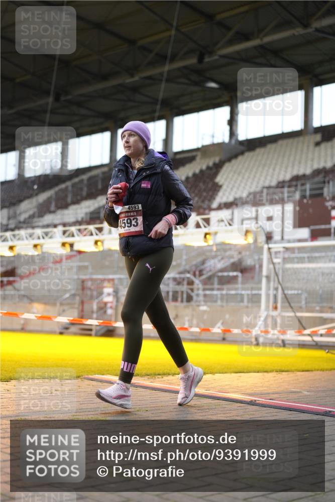 07.12.2025 - St. Pauli X-Mass-Run No. 15 Patografie http://msf.ph/oto/9391999 07.12.2025 10:46:45 Ziel 58, 81, 821, 823, 824, 1359, 1362, 1872, 1875, 2488, 2536, 2989, 2993, 4593 meine-sportfotos.de