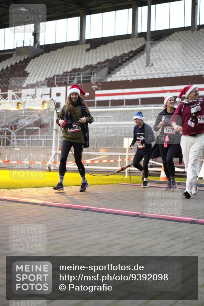 07.12.2025 - St. Pauli X-Mass-Run No. 15 Patografie http://msf.ph/oto/9392098 07.12.2025 10:48:17 Ziel 577, 876, 1195, 1265, 1267, 2028, 2232, 2233, 2235, 2239, 2241, 2339, 2501, 2796, 2797, 2803, 3018, 3598, 4229, 4447, 4598 meine-sportfotos.de