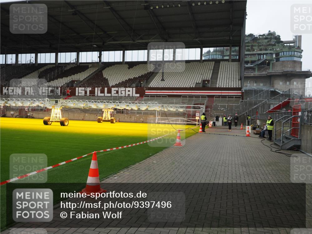 07.12.2025 - St. Pauli X-Mass-Run No. 15 Fabian Wolf http://msf.ph/oto/9397496 07.12.2025 10:45:28 Ziel 82, 401, 430, 467, 1096, 1245, 2086, 2220, 2355, 2356, 2535, 2926, 2934, 3350, 4860 meine-sportfotos.de