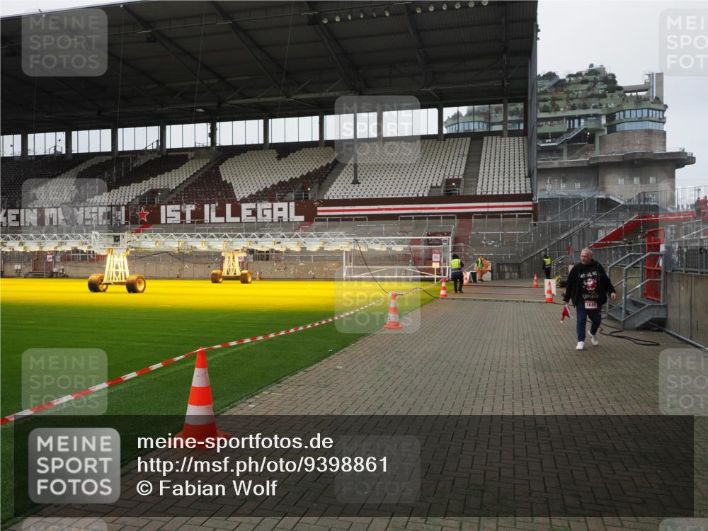 07.12.2025 - St. Pauli X-Mass-Run No. 15 Fabian Wolf http://msf.ph/oto/9398861 07.12.2025 10:55:17 Ziel 1689 meine-sportfotos.de