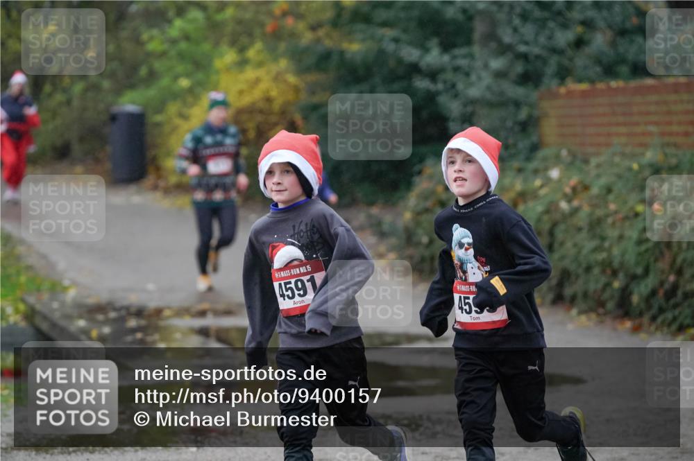 07.12.2025 - St. Pauli X-Mass-Run No. 15 Michael Burmester http://msf.ph/oto/9400157 07.12.2025 10:20:23 Laufen 15, 4591, 455 meine-sportfotos.de