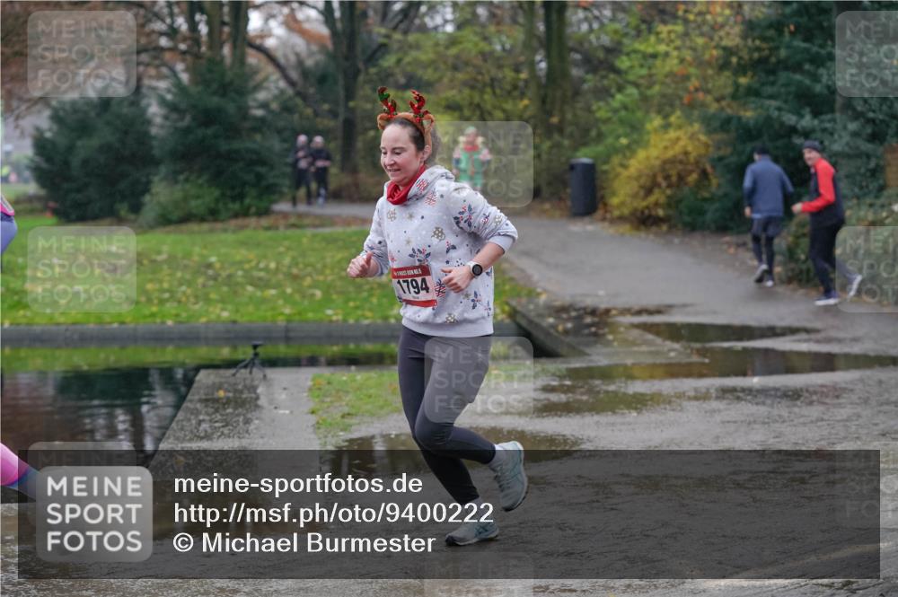 07.12.2025 - St. Pauli X-Mass-Run No. 15 Michael Burmester http://msf.ph/oto/9400222 07.12.2025 10:20:56 Laufen 1794 meine-sportfotos.de