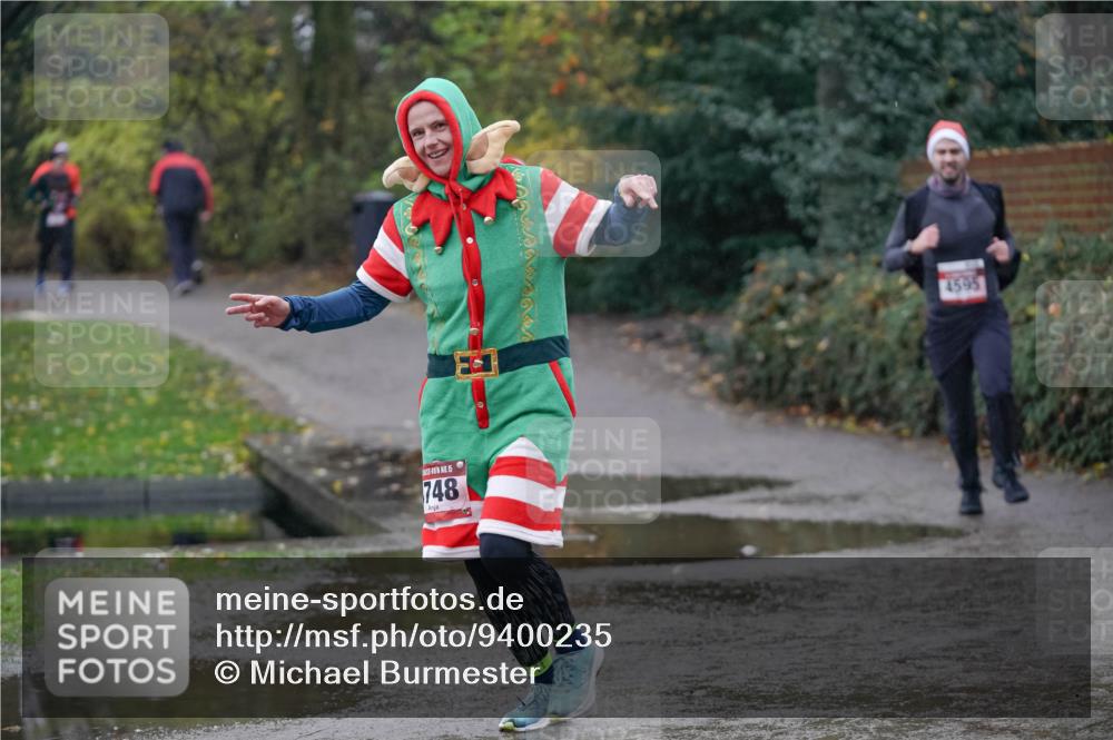 07.12.2025 - St. Pauli X-Mass-Run No. 15 Michael Burmester http://msf.ph/oto/9400235 07.12.2025 10:21:06 Laufen 748, 4595 meine-sportfotos.de