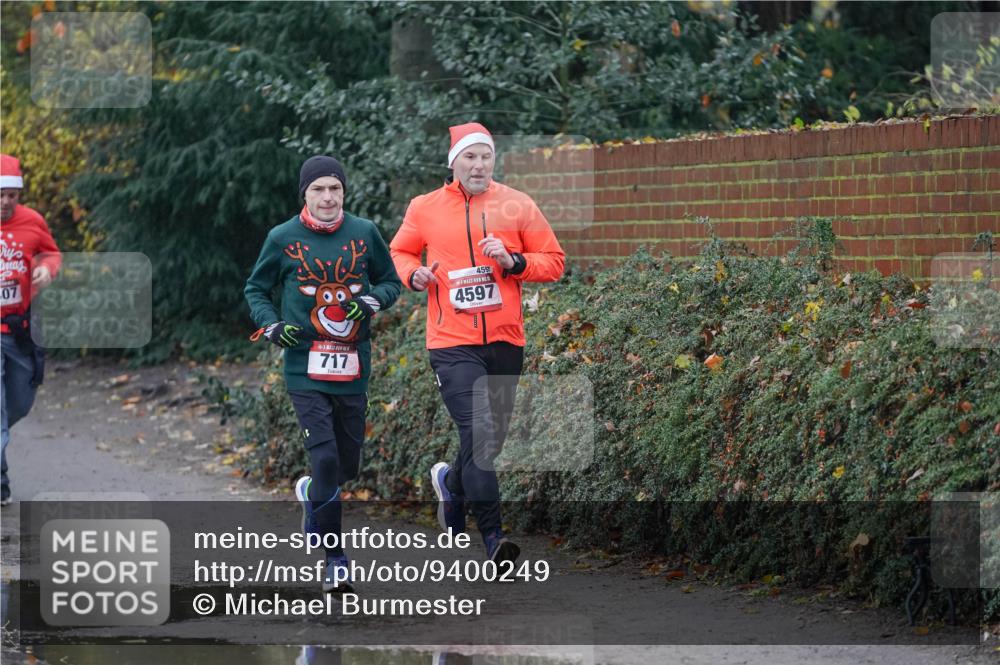 07.12.2025 - St. Pauli X-Mass-Run No. 15 Michael Burmester http://msf.ph/oto/9400249 07.12.2025 10:21:13 Laufen 07, 717, 457, 4597 meine-sportfotos.de