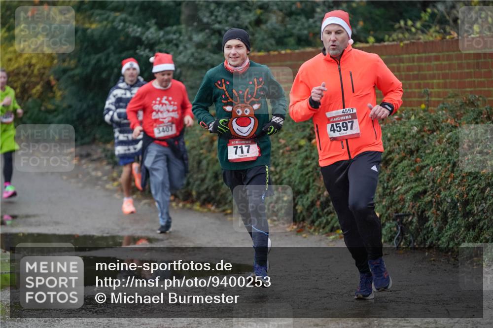 07.12.2025 - St. Pauli X-Mass-Run No. 15 Michael Burmester http://msf.ph/oto/9400253 07.12.2025 10:21:16 Laufen 3407, 1, 717, 4597, 15, 4597 meine-sportfotos.de