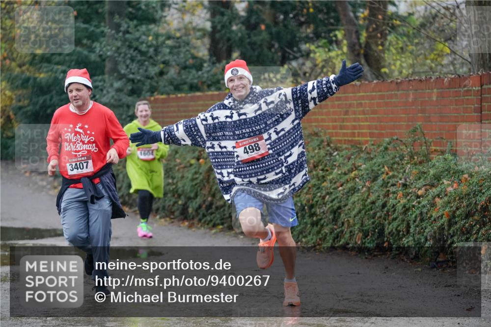 07.12.2025 - St. Pauli X-Mass-Run No. 15 Michael Burmester http://msf.ph/oto/9400267 07.12.2025 10:21:19 Laufen 15, 3407, 1604, 15, 498 meine-sportfotos.de