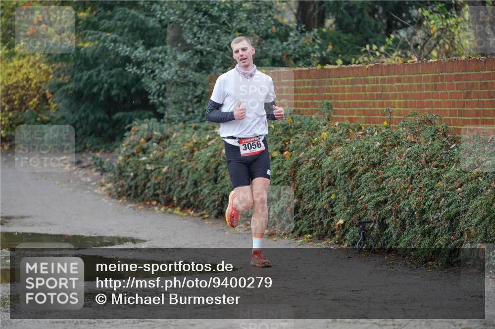07.12.2025 - St. Pauli X-Mass-Run No. 15 Michael Burmester http://msf.ph/oto/9400279 07.12.2025 10:21:24 Laufen 3056 meine-sportfotos.de