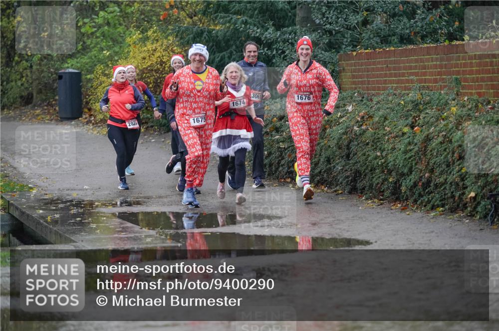 07.12.2025 - St. Pauli X-Mass-Run No. 15 Michael Burmester http://msf.ph/oto/9400290 07.12.2025 10:21:31 Laufen 2827, 3061, 1674, 1675, 40, 1676 meine-sportfotos.de