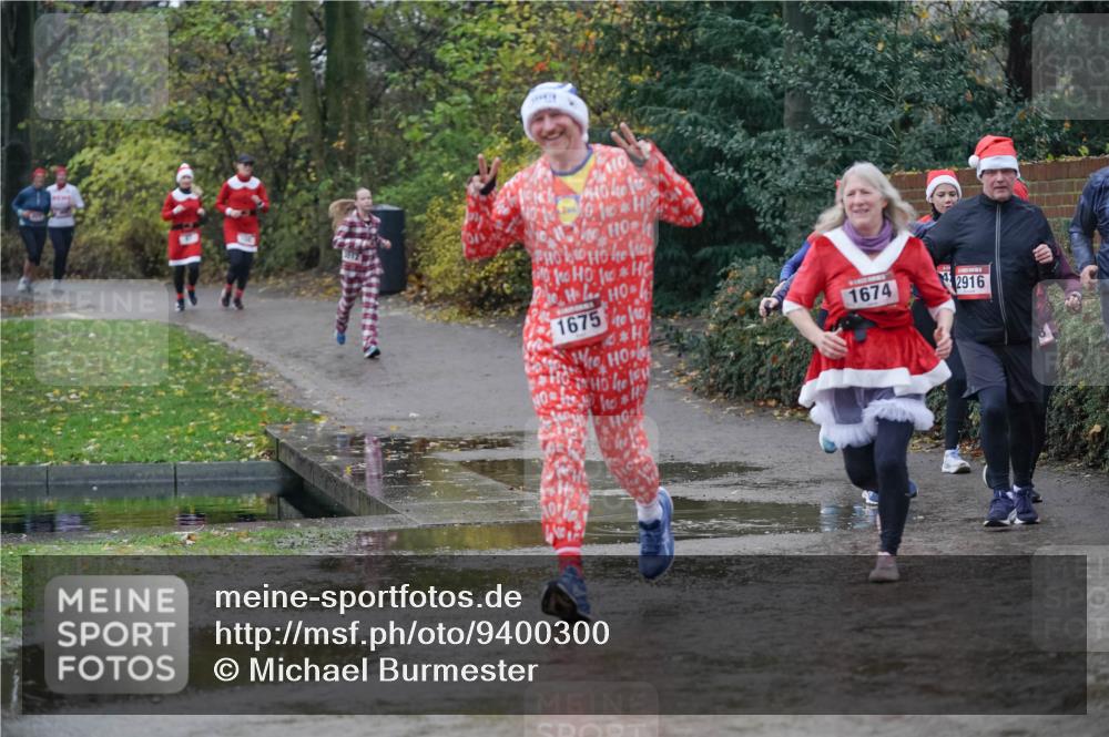 07.12.2025 - St. Pauli X-Mass-Run No. 15 Michael Burmester http://msf.ph/oto/9400300 07.12.2025 10:21:35 Laufen 7, 1675, 1674, 2916 meine-sportfotos.de