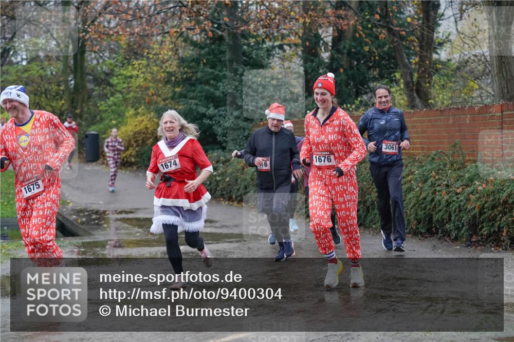 07.12.2025 - St. Pauli X-Mass-Run No. 15 Michael Burmester http://msf.ph/oto/9400304 07.12.2025 10:21:36 Laufen 1675, 1674, 6, 10, 1676, 10, 3061 meine-sportfotos.de