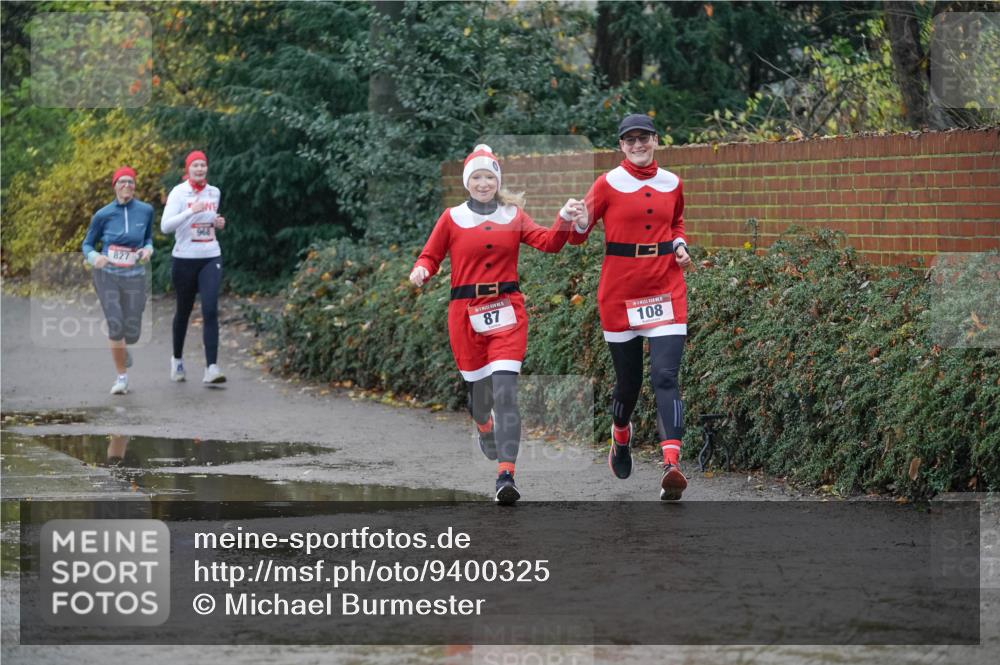 07.12.2025 - St. Pauli X-Mass-Run No. 15 Michael Burmester http://msf.ph/oto/9400325 07.12.2025 10:21:43 Laufen 827, 968, 87, 1, 108 meine-sportfotos.de