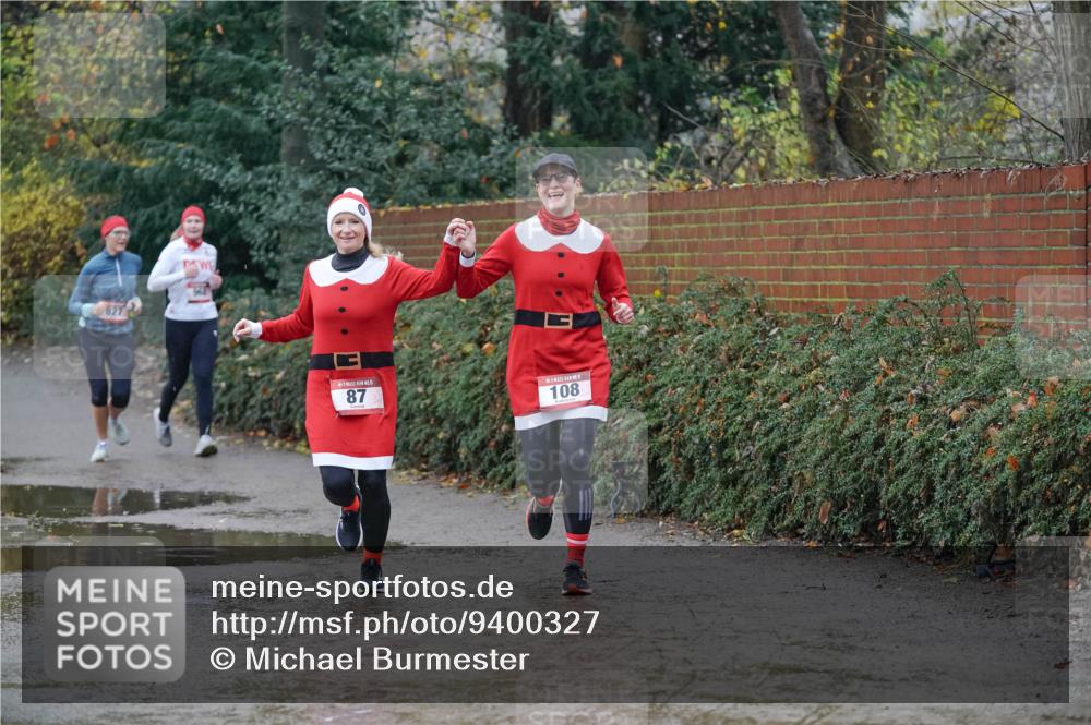 07.12.2025 - St. Pauli X-Mass-Run No. 15 Michael Burmester http://msf.ph/oto/9400327 07.12.2025 10:21:44 Laufen 827, 87, 108 meine-sportfotos.de