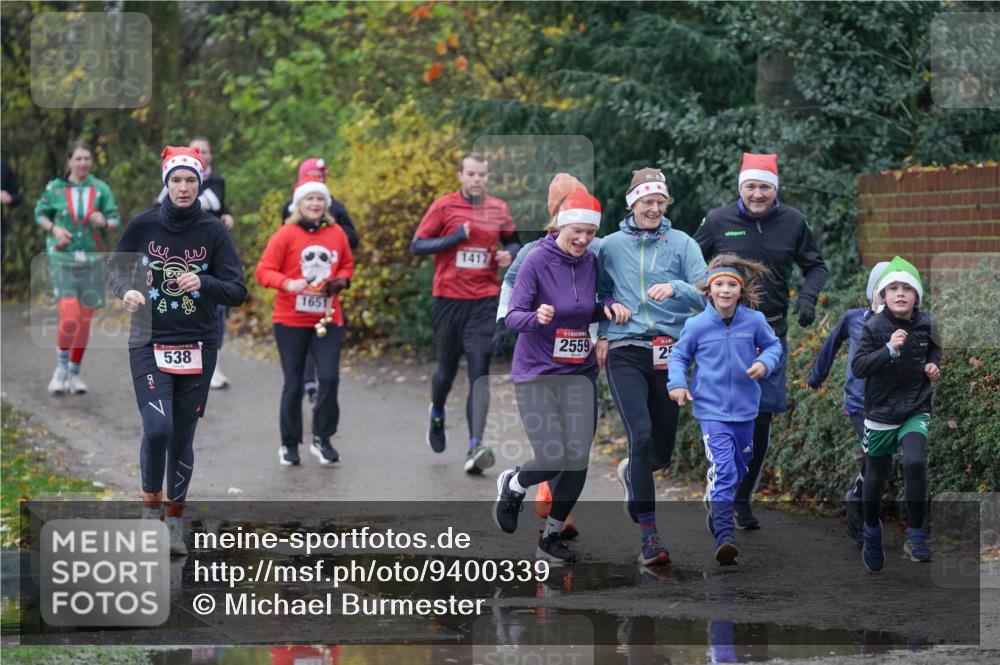 07.12.2025 - St. Pauli X-Mass-Run No. 15 Michael Burmester http://msf.ph/oto/9400339 07.12.2025 10:21:52 Laufen 538, 1651, 1417, 2559, 25 meine-sportfotos.de