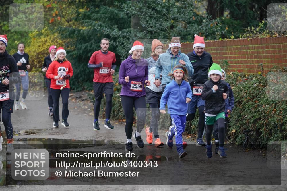 07.12.2025 - St. Pauli X-Mass-Run No. 15 Michael Burmester http://msf.ph/oto/9400343 07.12.2025 10:21:53 Laufen 38, 981, 1651, 1417, 2559, 487 meine-sportfotos.de