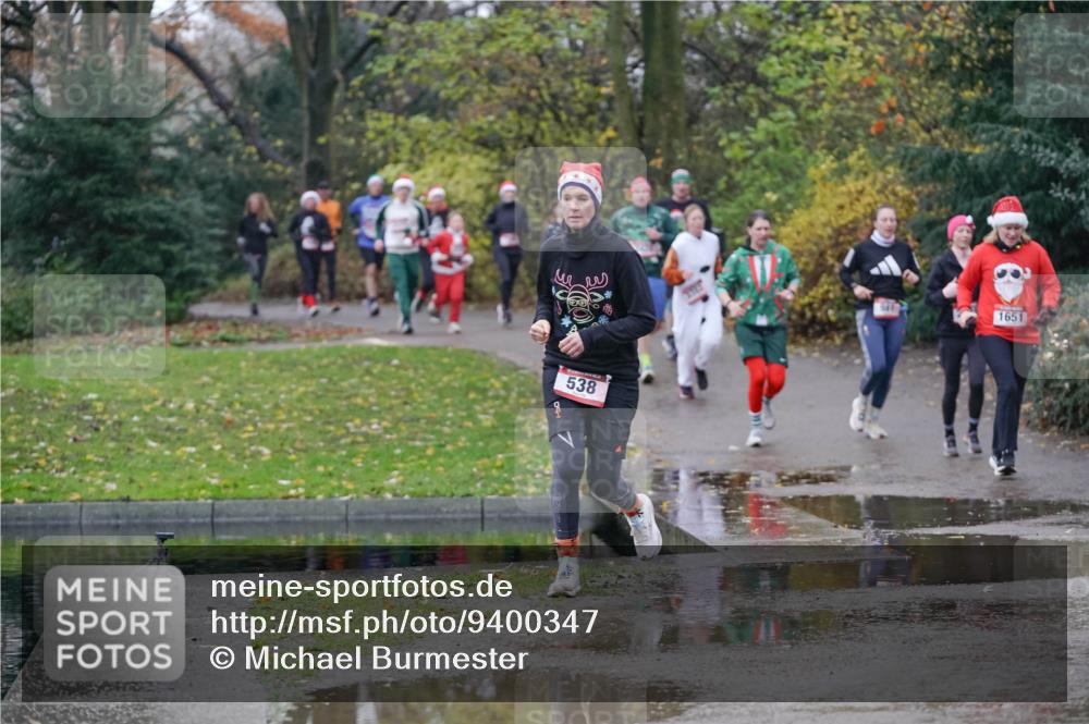 07.12.2025 - St. Pauli X-Mass-Run No. 15 Michael Burmester http://msf.ph/oto/9400347 07.12.2025 10:21:54 Laufen 538, 1651 meine-sportfotos.de
