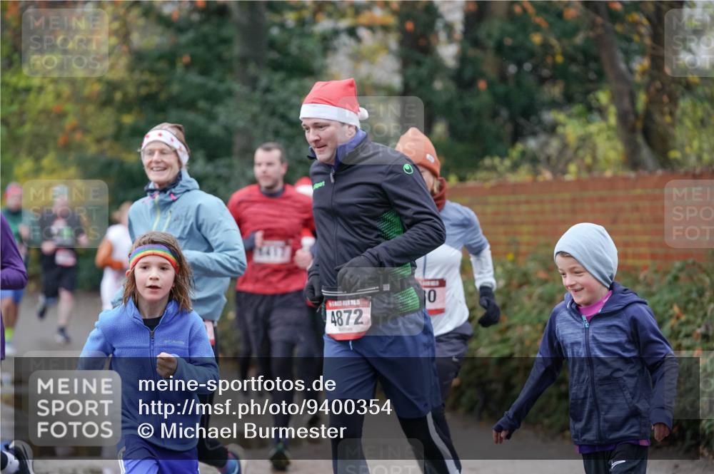 07.12.2025 - St. Pauli X-Mass-Run No. 15 Michael Burmester http://msf.ph/oto/9400354 07.12.2025 10:21:56 Laufen 15, 4872, 0 meine-sportfotos.de