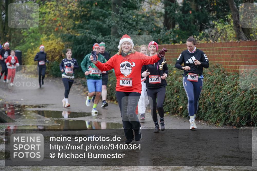 07.12.2025 - St. Pauli X-Mass-Run No. 15 Michael Burmester http://msf.ph/oto/9400364 07.12.2025 10:21:58 Laufen 2420, 1651, 2335, 981 meine-sportfotos.de