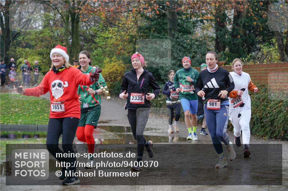 07.12.2025 - St. Pauli X-Mass-Run No. 15 Michael Burmester http://msf.ph/oto/9400370 07.12.2025 10:22:00 Laufen 2420, 2335, 1889, 1651, 981, 3382 meine-sportfotos.de