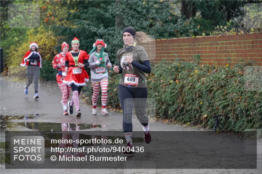07.12.2025 - St. Pauli X-Mass-Run No. 15 Michael Burmester http://msf.ph/oto/9400436 07.12.2025 10:22:21 Laufen 1457, 4304, 15, 449 meine-sportfotos.de