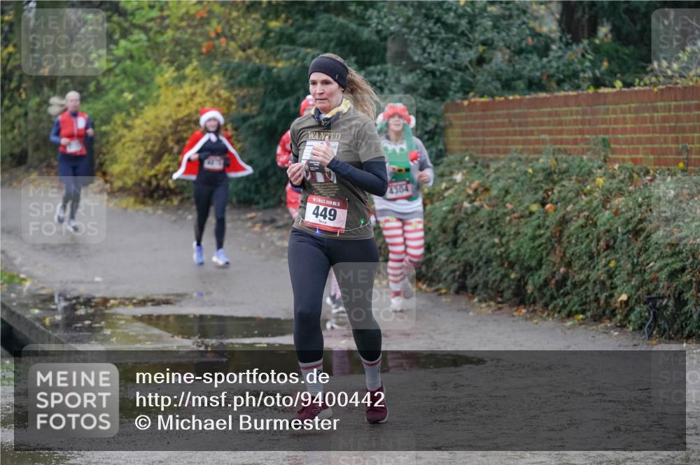07.12.2025 - St. Pauli X-Mass-Run No. 15 Michael Burmester http://msf.ph/oto/9400442 07.12.2025 10:22:21 Laufen 15, 449, 4304 meine-sportfotos.de