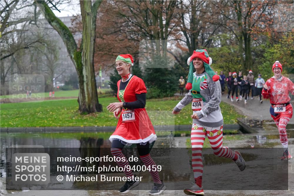 07.12.2025 - St. Pauli X-Mass-Run No. 15 Michael Burmester http://msf.ph/oto/9400459 07.12.2025 10:22:26 Laufen 1457, 4304, 706 meine-sportfotos.de