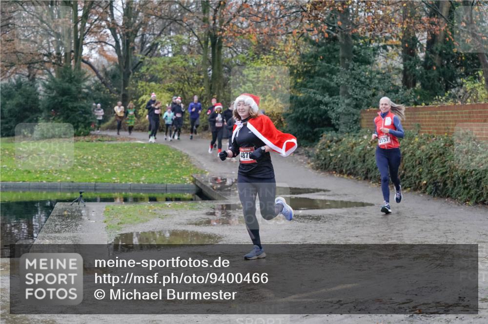 07.12.2025 - St. Pauli X-Mass-Run No. 15 Michael Burmester http://msf.ph/oto/9400466 07.12.2025 10:22:28 Laufen 4878, 2157 meine-sportfotos.de