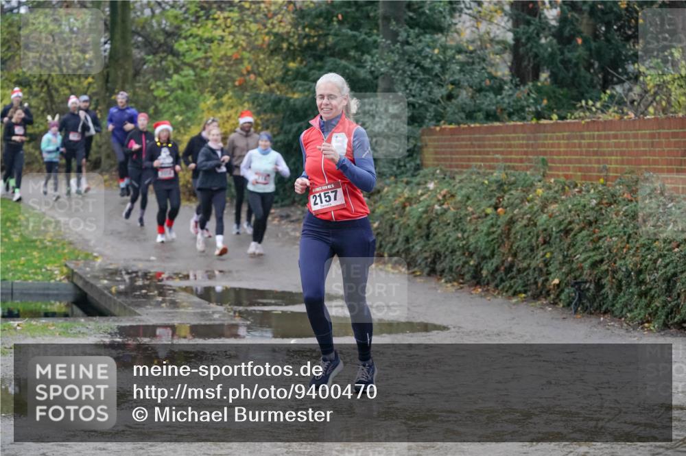 07.12.2025 - St. Pauli X-Mass-Run No. 15 Michael Burmester http://msf.ph/oto/9400470 07.12.2025 10:22:29 Laufen 15, 2157 meine-sportfotos.de