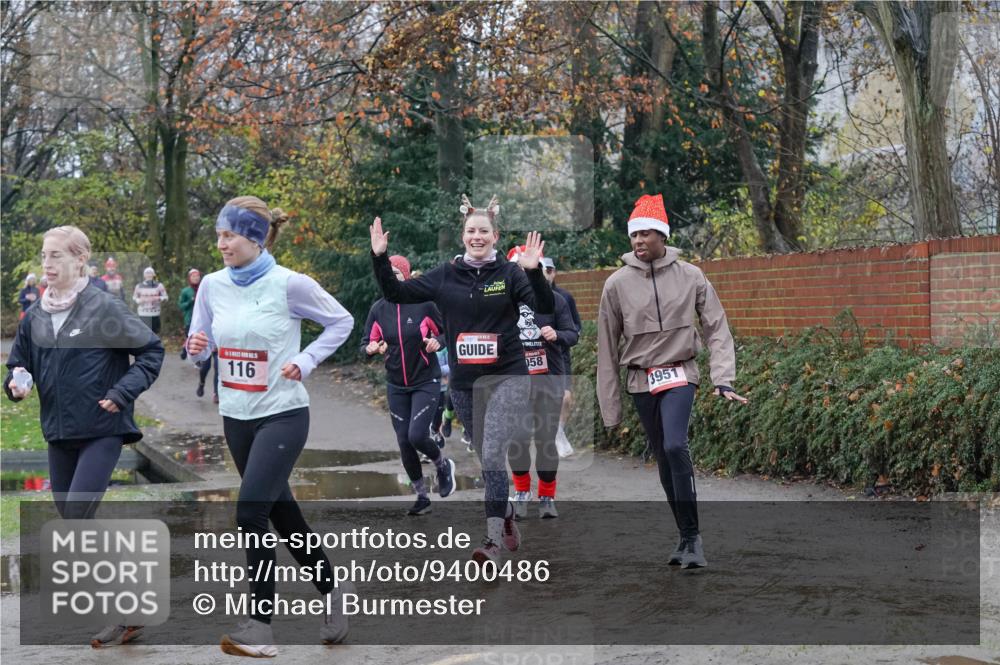 07.12.2025 - St. Pauli X-Mass-Run No. 15 Michael Burmester http://msf.ph/oto/9400486 07.12.2025 10:22:36 Laufen 116, 058, 3951 meine-sportfotos.de