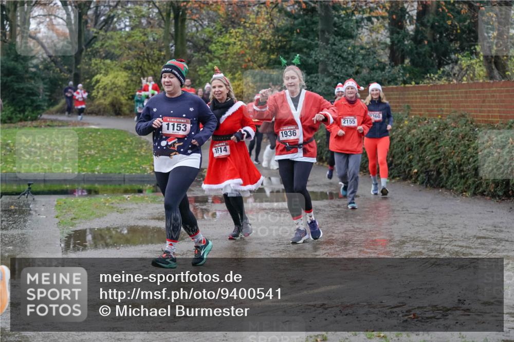 07.12.2025 - St. Pauli X-Mass-Run No. 15 Michael Burmester http://msf.ph/oto/9400541 07.12.2025 10:22:49 Laufen 15, 1153, 1814, 1936, 2155, 360 meine-sportfotos.de