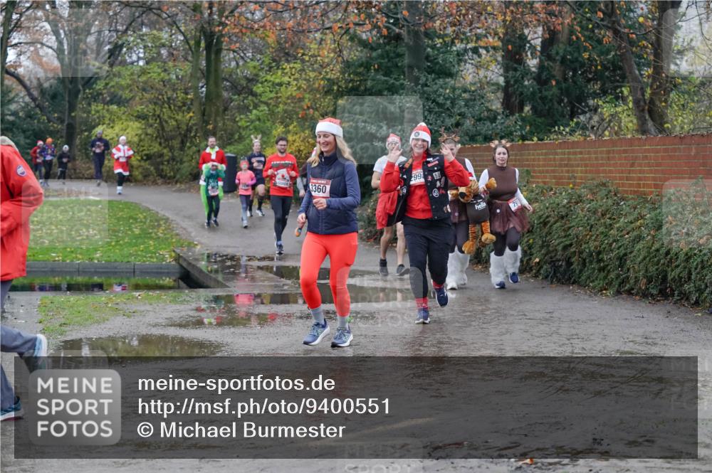 07.12.2025 - St. Pauli X-Mass-Run No. 15 Michael Burmester http://msf.ph/oto/9400551 07.12.2025 10:22:51 Laufen 99, 3360, 791 meine-sportfotos.de