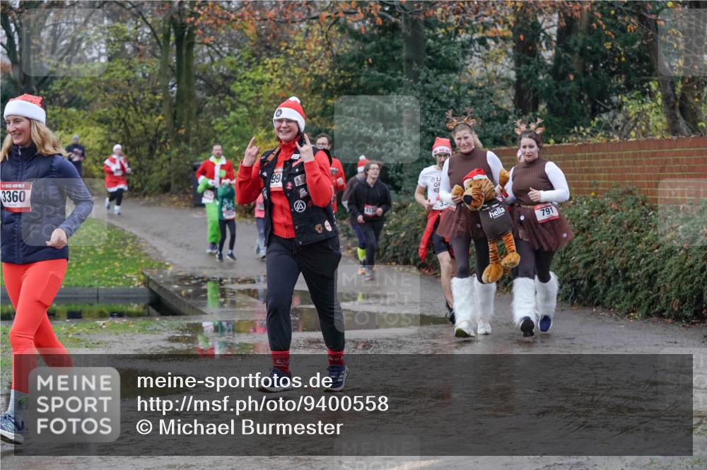 07.12.2025 - St. Pauli X-Mass-Run No. 15 Michael Burmester http://msf.ph/oto/9400558 07.12.2025 10:22:53 Laufen 1, 3360, 99, 4102, 791 meine-sportfotos.de