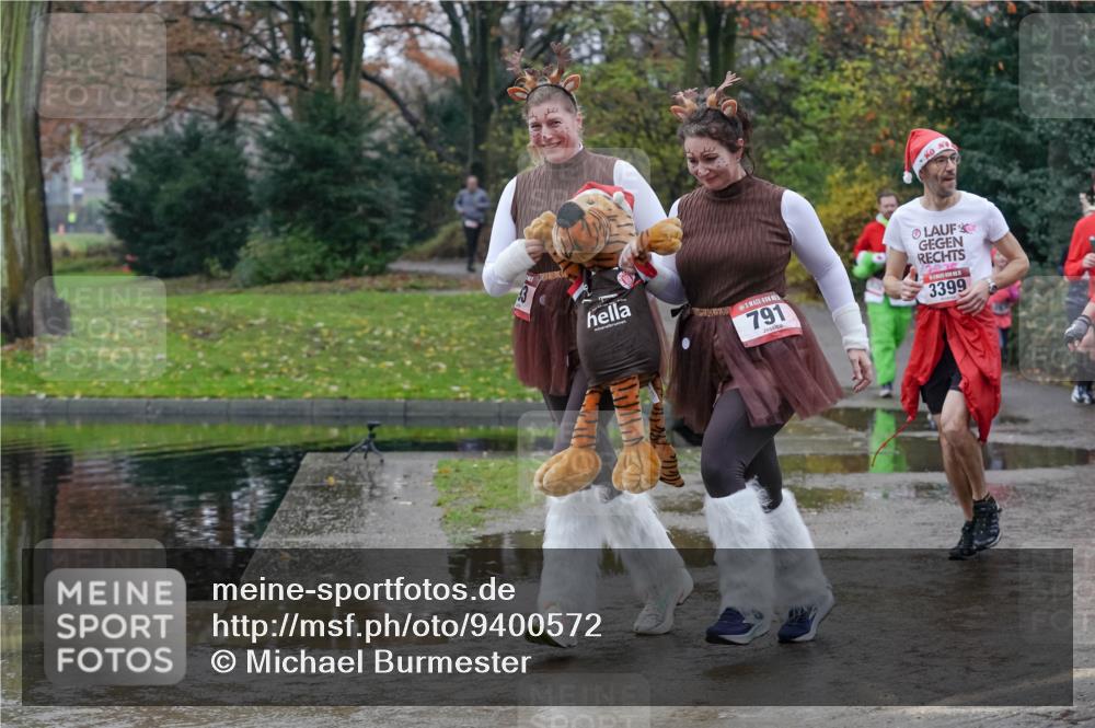 07.12.2025 - St. Pauli X-Mass-Run No. 15 Michael Burmester http://msf.ph/oto/9400572 07.12.2025 10:22:55 Laufen 791, 3399 meine-sportfotos.de